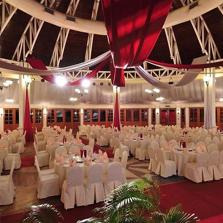 Parkcity Everly Hotel Miri Exterior photo